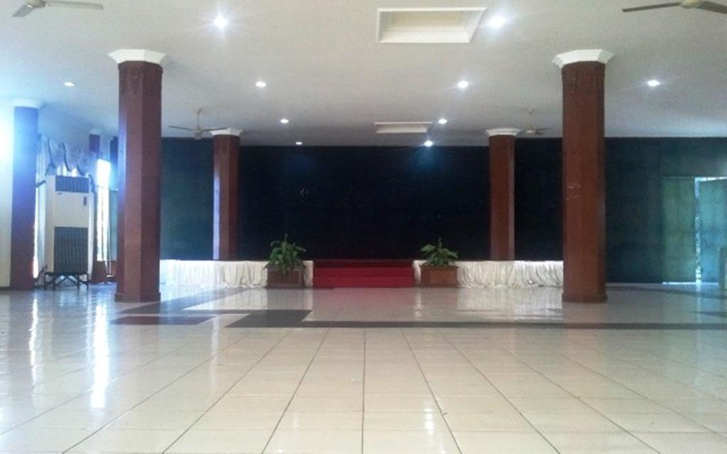 Jepara Indah Hotel Exterior foto